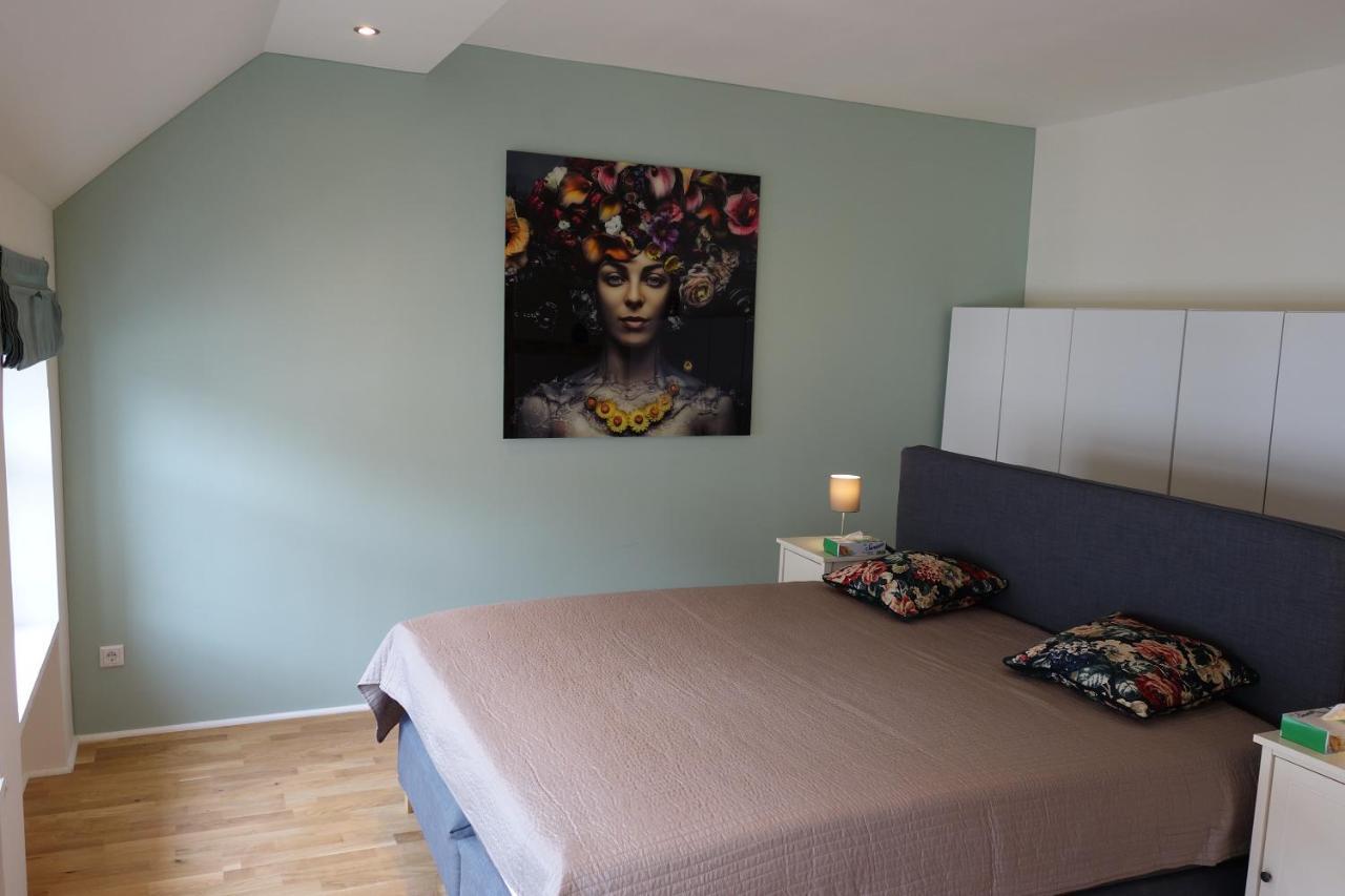 Nette, Geraeumige Ferienwohnung Wuppertal Eksteriør billede